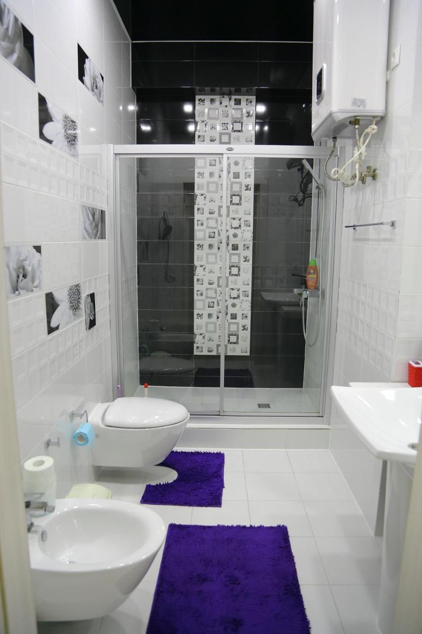 Promenade Boutique Apartment Biskek Kültér fotó